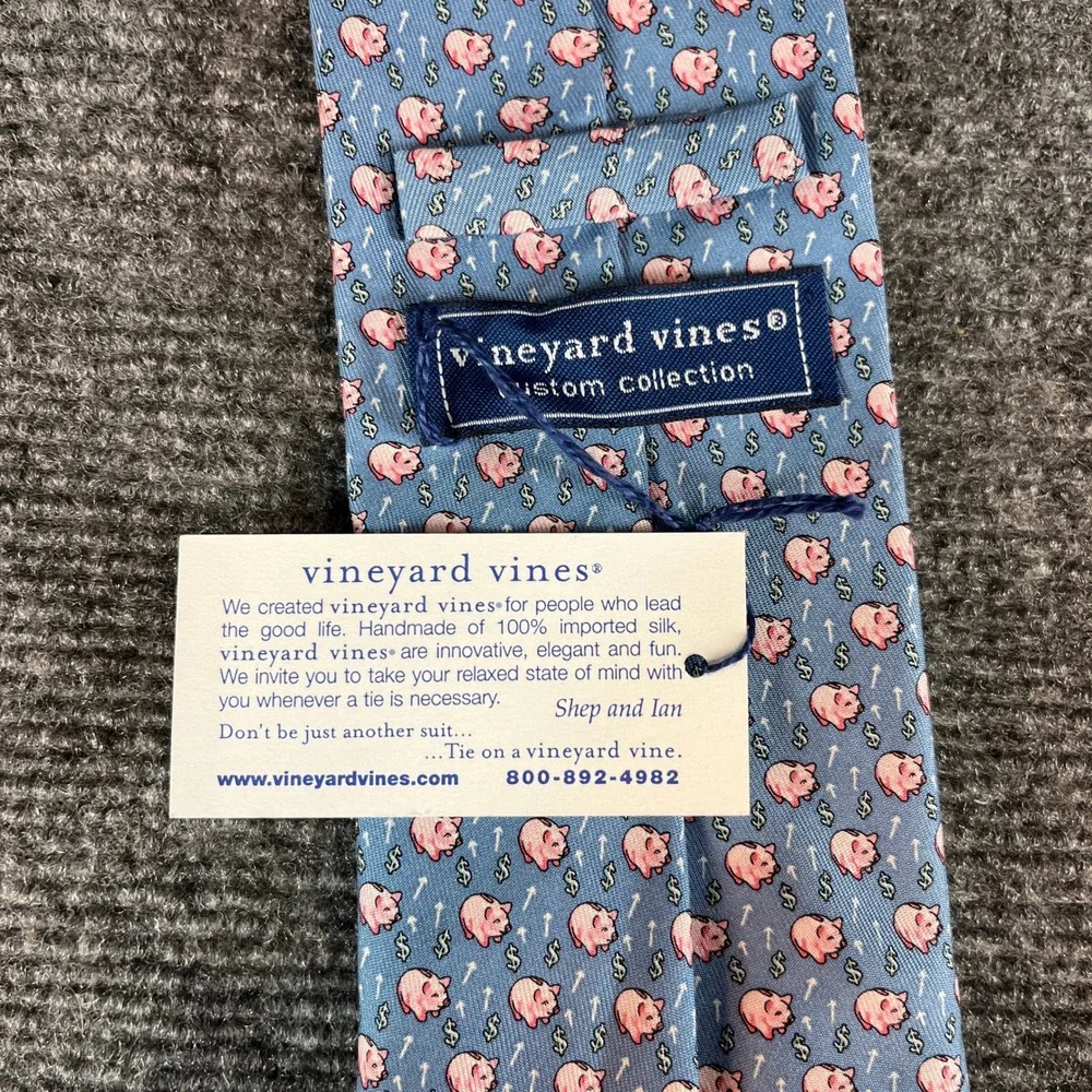 NWT Vineyard Vines Fidelity Capital Markets Piggy Bank Silk Tie Blue Finance